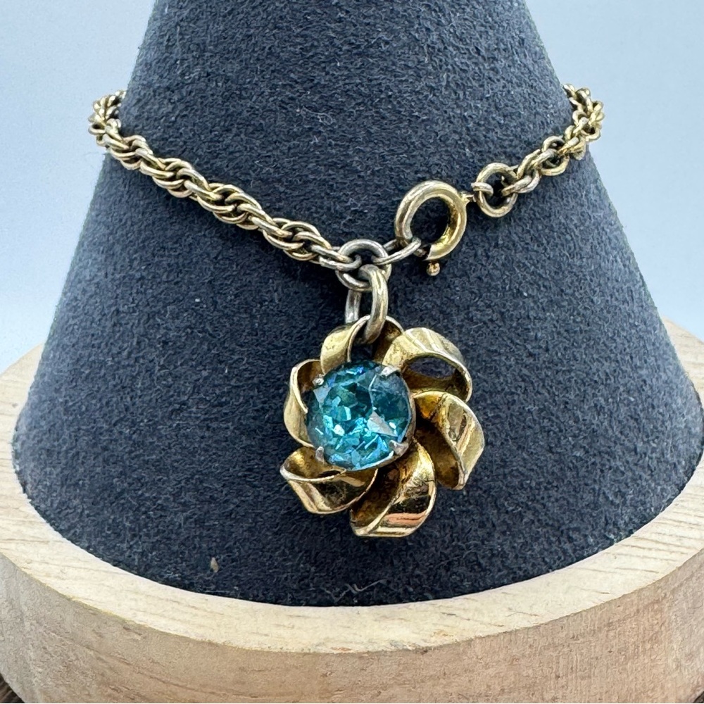 Vtg MCM 1950s large aquamarine rhinestone bow flower charm dangle bracelet retro